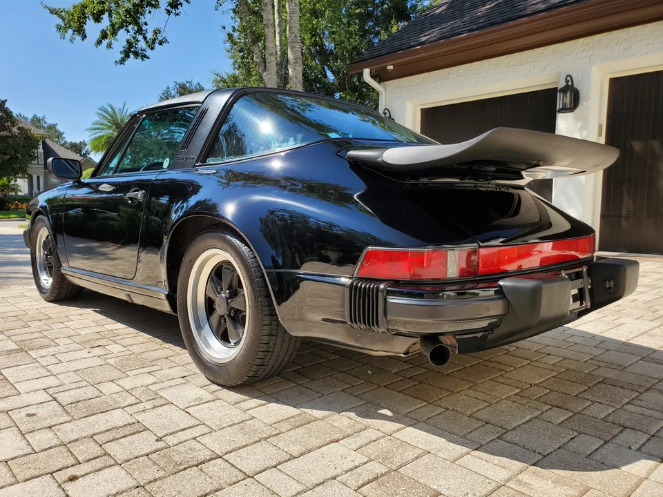 1987 Porsche 911 Carrera 3.2 - Image 13 of 31