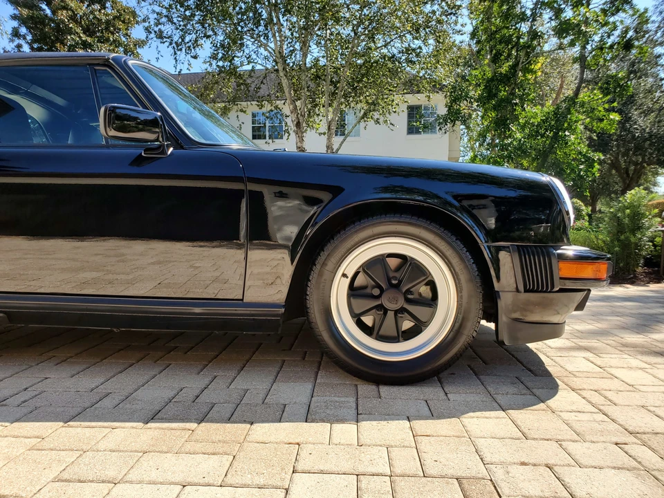 1987 Porsche 911 Carrera 3.2 - Image 27 of 31