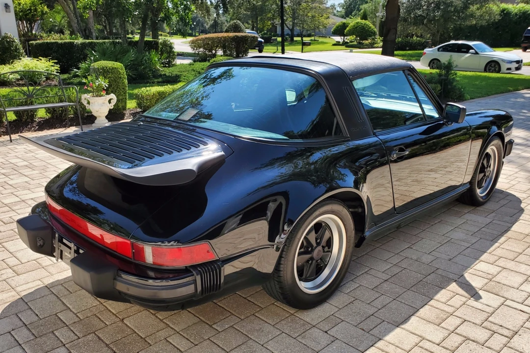1987 Porsche 911 Carrera 3.2 - Image 11 of 31