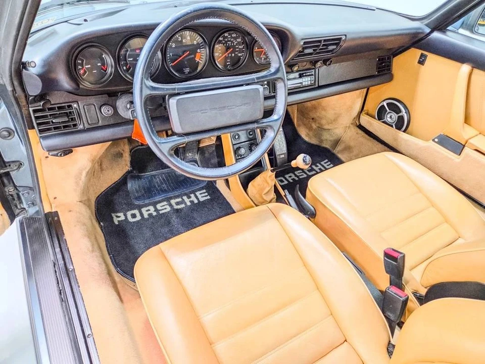 1987 Porsche 911 Carrera 3.2 - Image 4 of 5