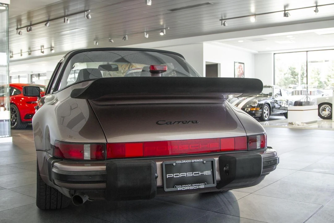 1987 Porsche 911 Carrera 3.2 - Image 10 of 16