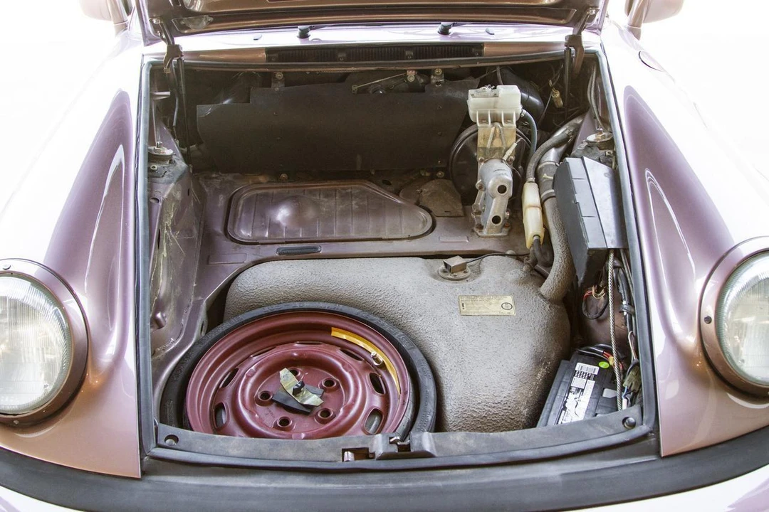 1987 Porsche 911 Carrera 3.2 - Image 14 of 16