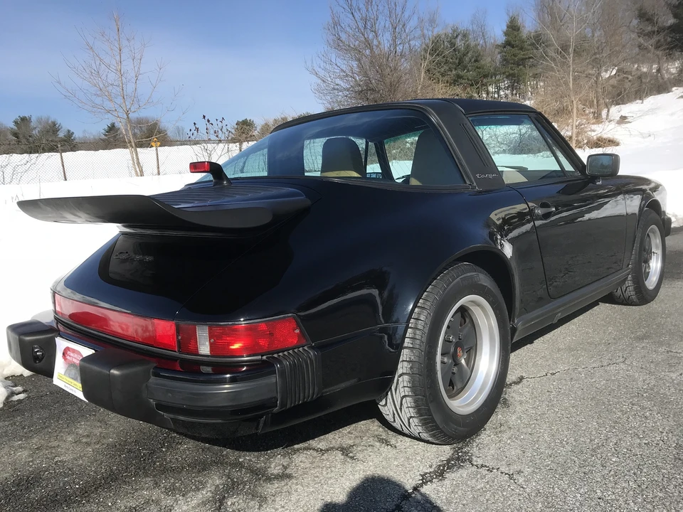 1987 Porsche 911 Carrera 3.2 - Image 6 of 31