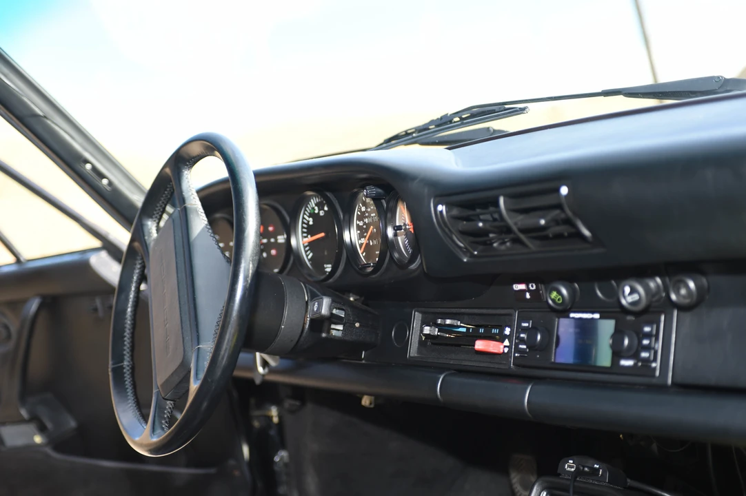 1987 Porsche 911 Carrera 3.2 - Image 30 of 31