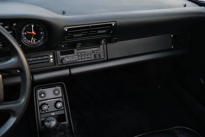 1987 Porsche 911 Carrera 3.2 - Image 21 of 31
