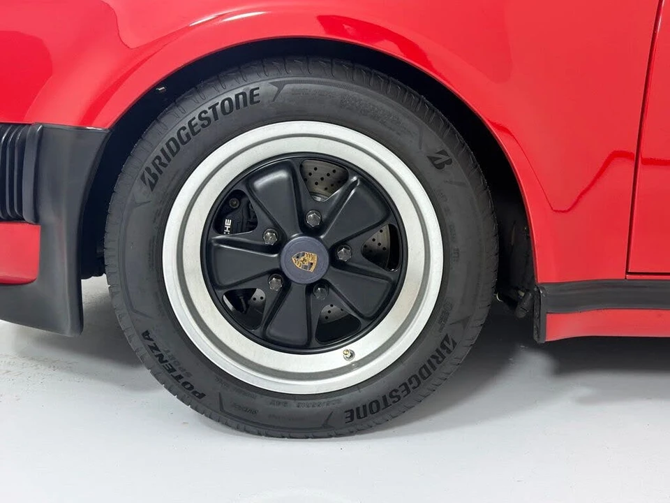1987 Porsche 911 Carrera 3.2 - Image 16 of 31
