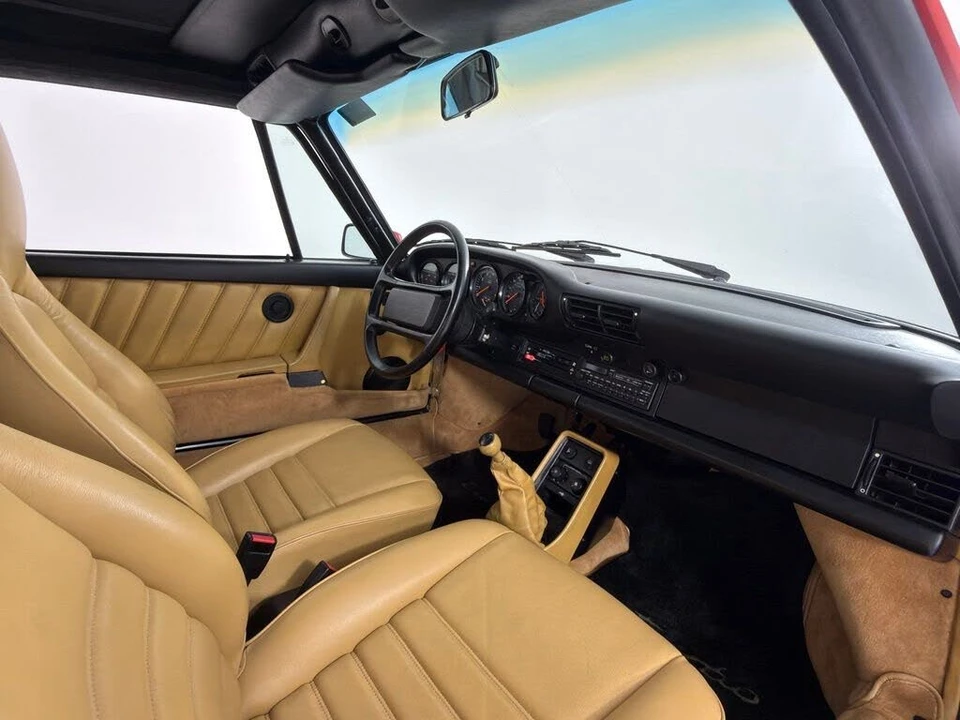 1987 Porsche 911 Carrera 3.2 - Image 25 of 31