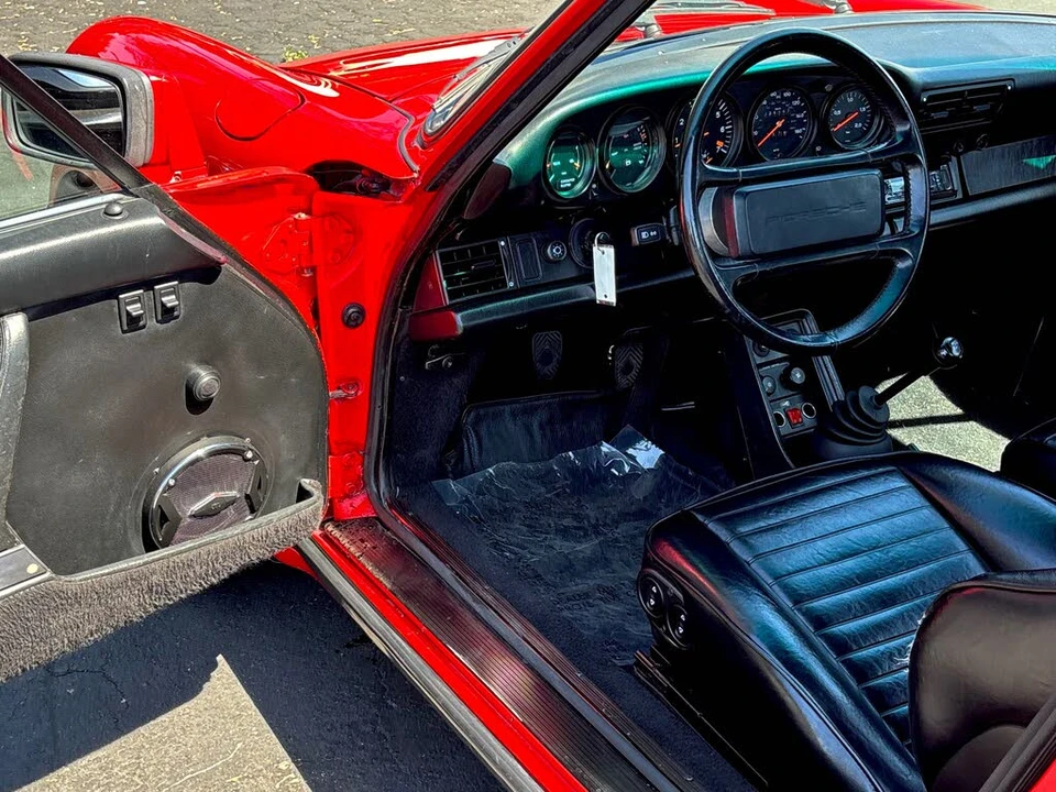 1987 Porsche 911 Carrera 3.2 - Image 17 of 31
