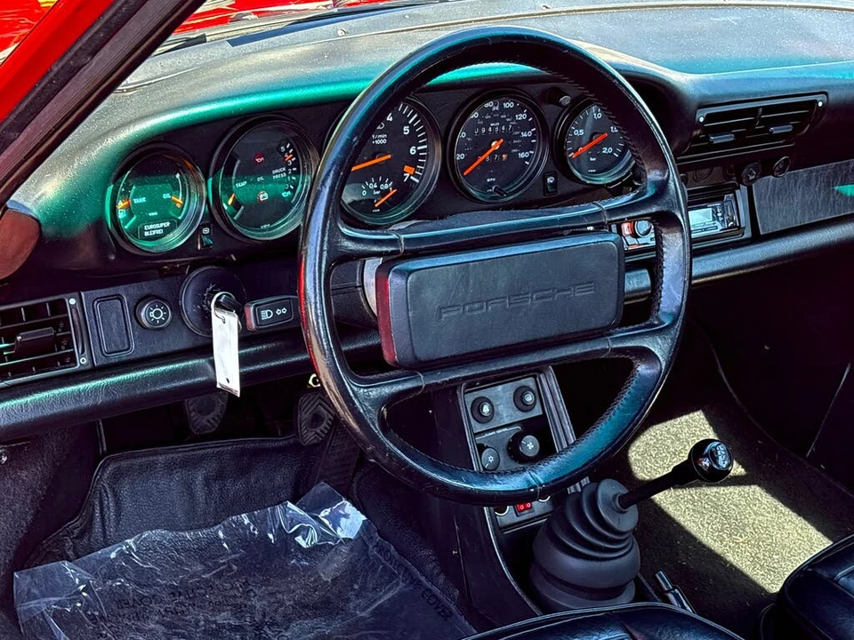 1987 Porsche 911 Carrera 3.2 - Image 18 of 31