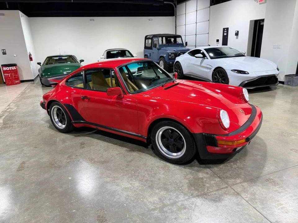 1987 Porsche 911 Carrera 3.2 - Image 2 of 31