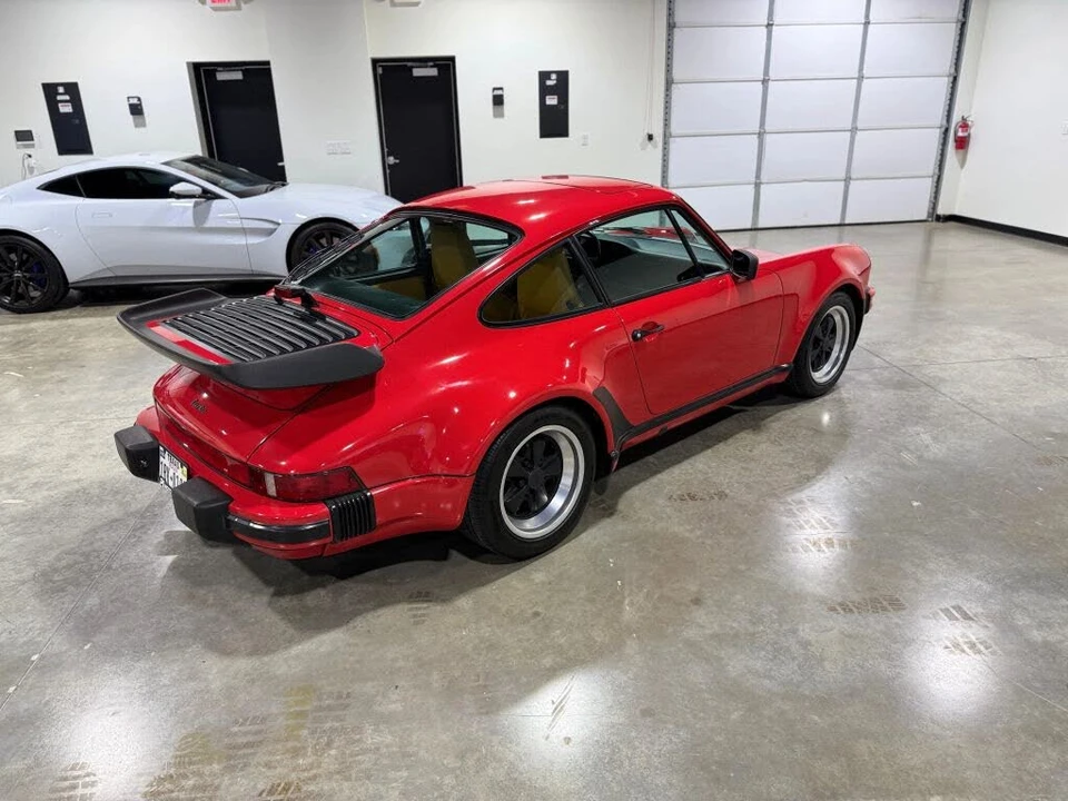 1987 Porsche 911 Carrera 3.2 - Image 10 of 31