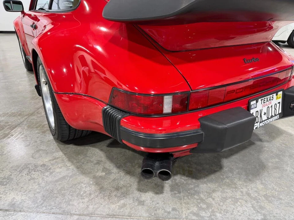 1987 Porsche 911 Carrera 3.2 - Image 29 of 31