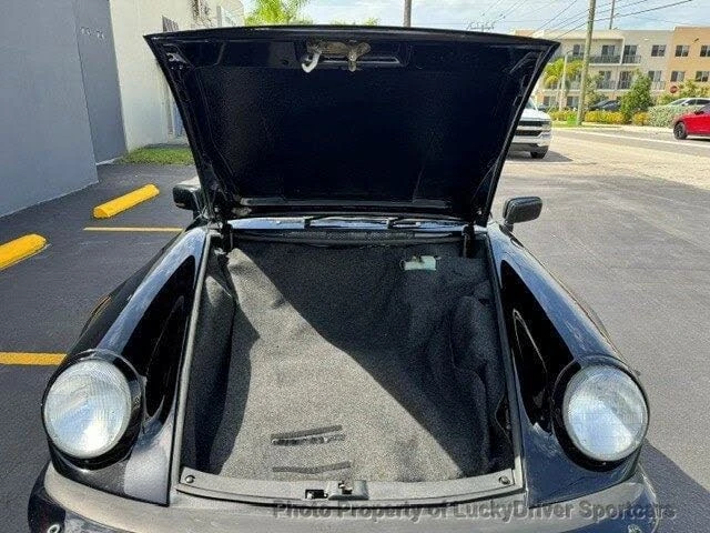 1987 Porsche 911 Carrera 3.2 - Image 28 of 31