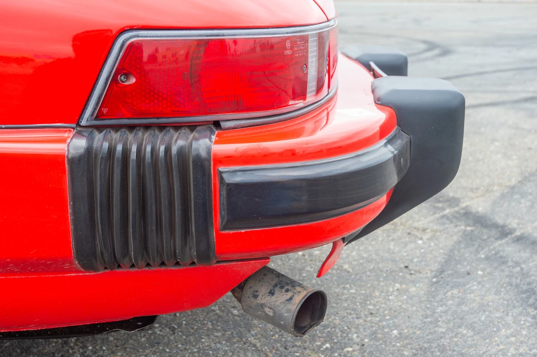 1987 Porsche 911 Carrera 3.2 - Image 14 of 31