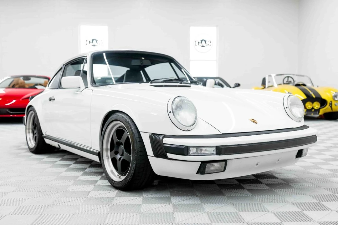 1987 Porsche 911 Carrera 3.2 - Image 5 of 31