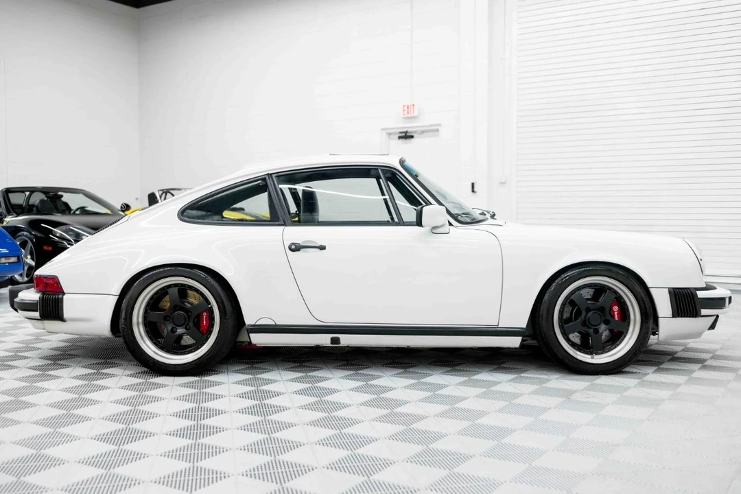 1987 Porsche 911 Carrera 3.2 - Image 6 of 31