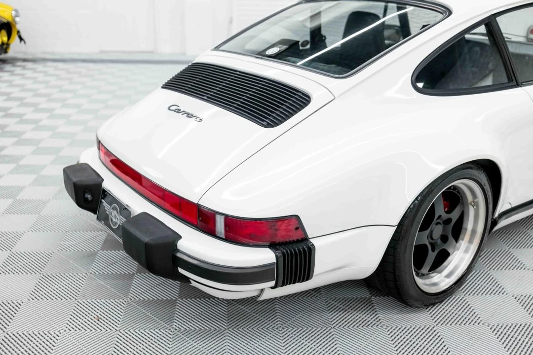 1987 Porsche 911 Carrera 3.2 - Image 19 of 31