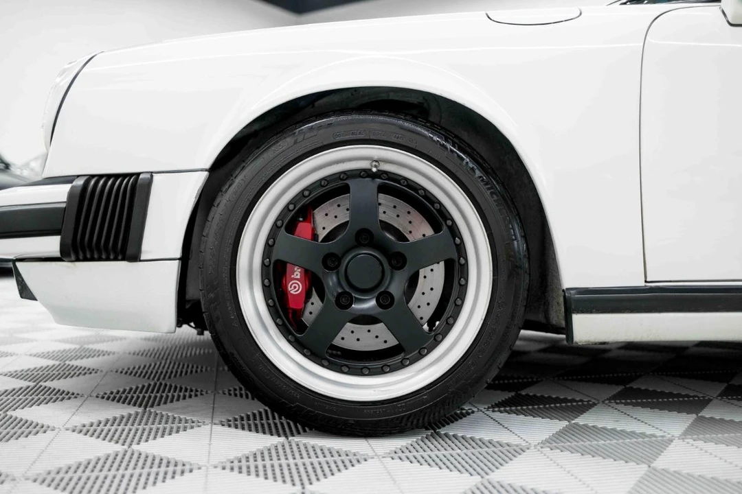 1987 Porsche 911 Carrera 3.2 - Image 30 of 31