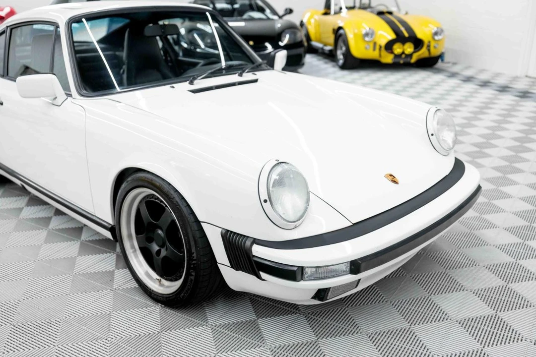 1987 Porsche 911 Carrera 3.2 - Image 15 of 31