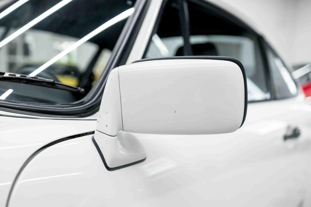 1987 Porsche 911 Carrera 3.2 - Image 27 of 31