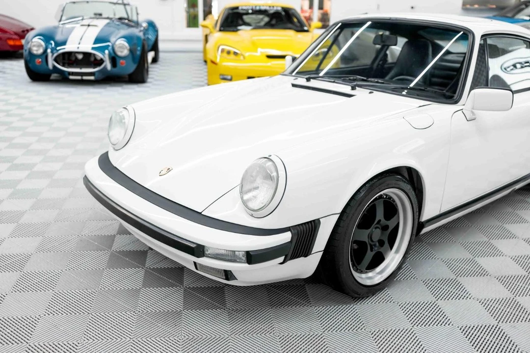1987 Porsche 911 Carrera 3.2 - Image 11 of 31