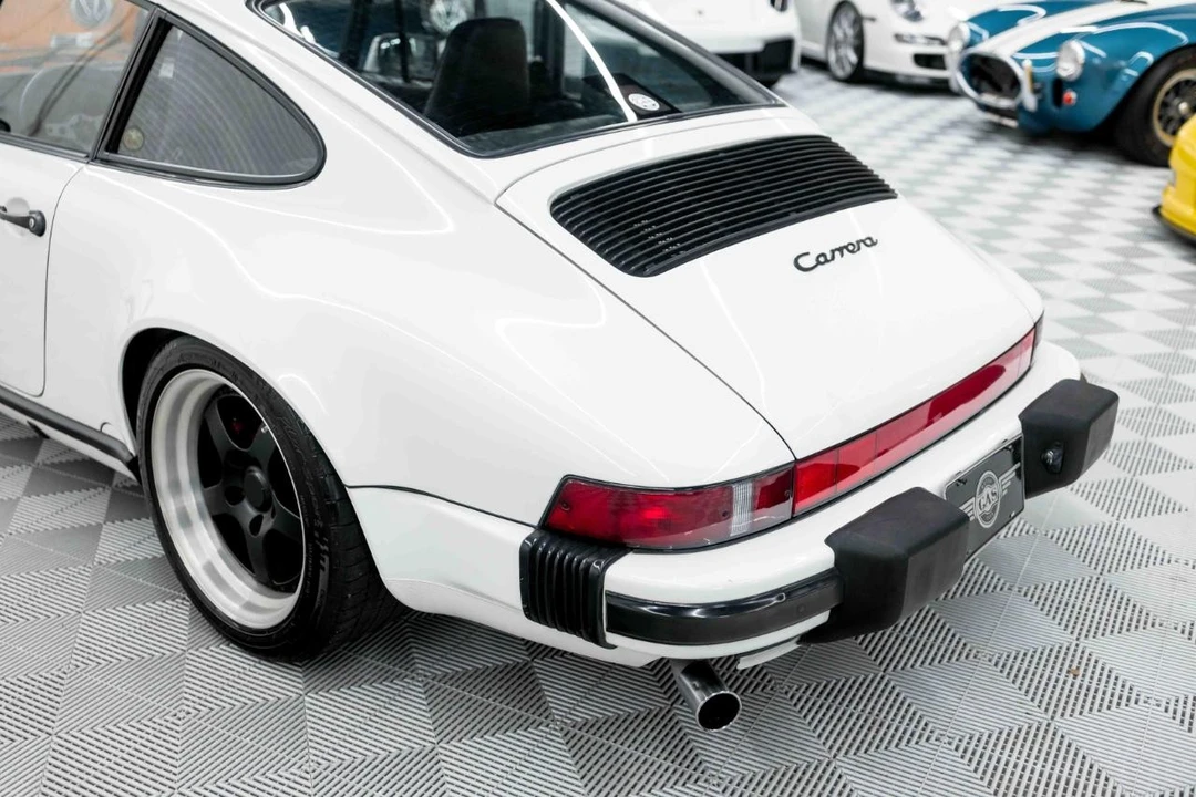 1987 Porsche 911 Carrera 3.2 - Image 24 of 31