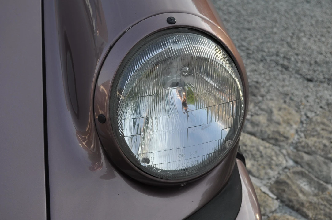 1987 Porsche 911 Carrera 3.2 - Image 28 of 31