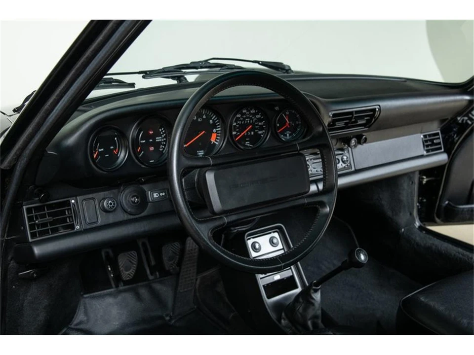 1987 Porsche 911 Carrera 3.2 - Image 18 of 31