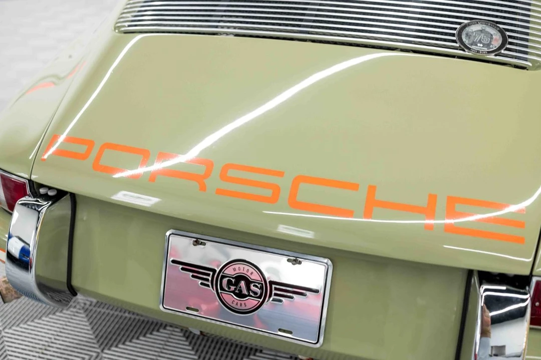 1987 Porsche 911 Carrera 3.2 - Image 21 of 31