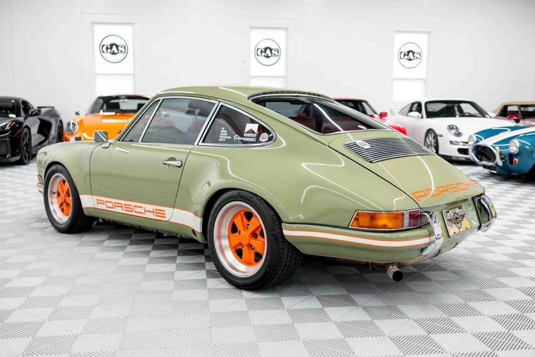 1987 Porsche 911 Carrera 3.2 - Image 9 of 31