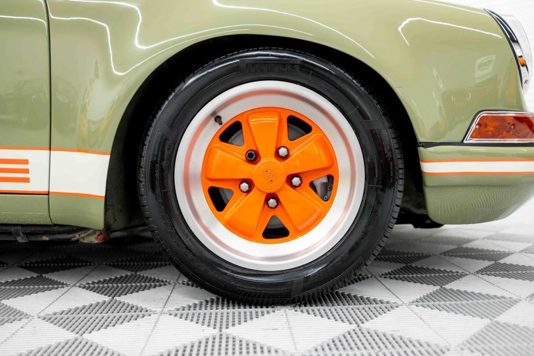 1987 Porsche 911 Carrera 3.2 - Image 30 of 31