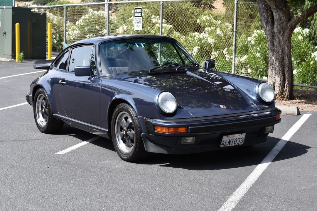1987 Porsche 911 Carrera 3.2 - Image 13 of 31