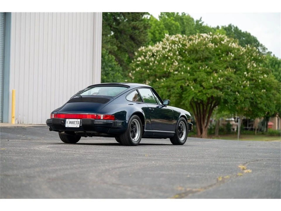 1987 Porsche 911 Carrera 3.2 - Image 6 of 11