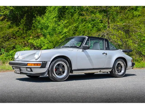 1987 Porsche 911 Carrera Targa