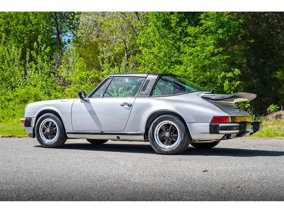 1987 Porsche 911 Carrera 3.2 - Image 4 of 31