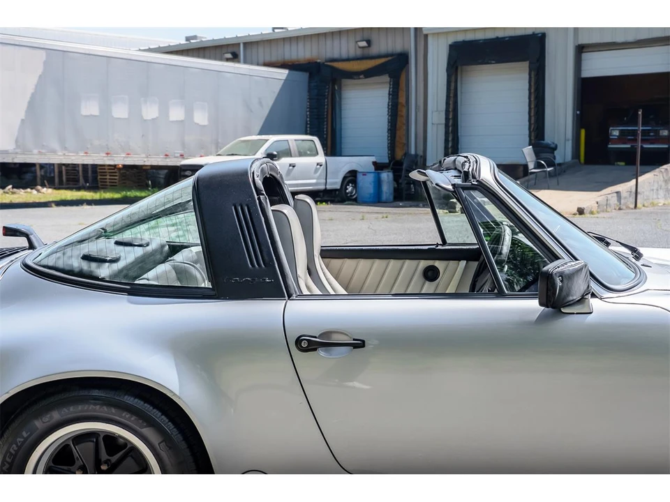 1987 Porsche 911 Carrera 3.2 - Image 14 of 31