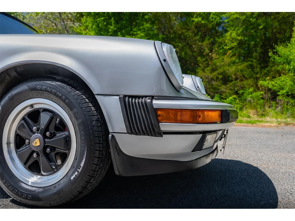 1987 Porsche 911 Carrera 3.2 - Image 30 of 31