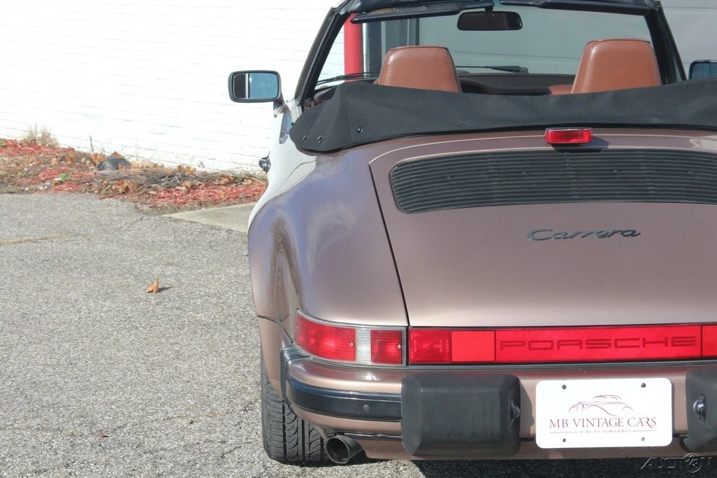 1987 Porsche 911 Carrera 3.2 - Image 11 of 21