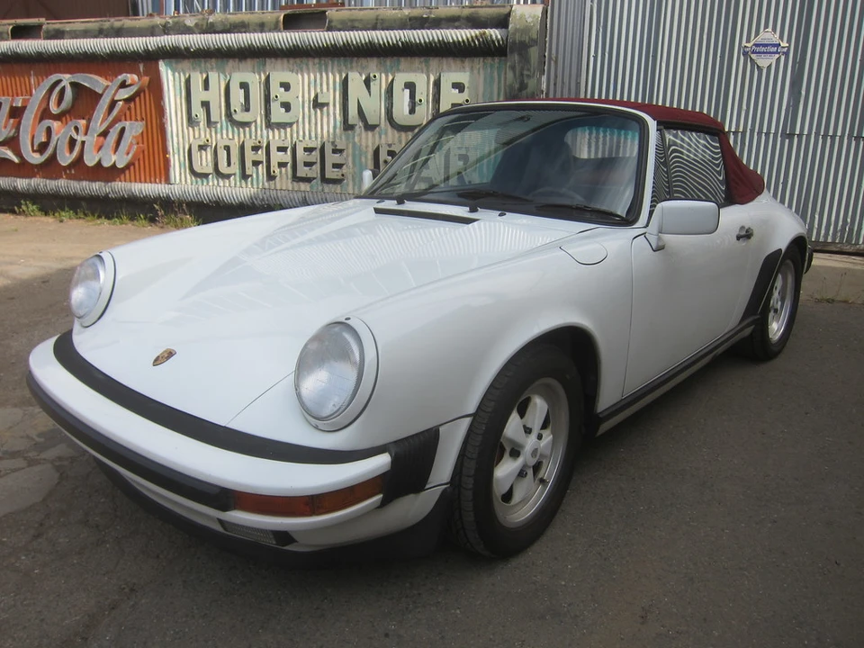 1987 Porsche 911 Carrera 3.2 - Image 8 of 31