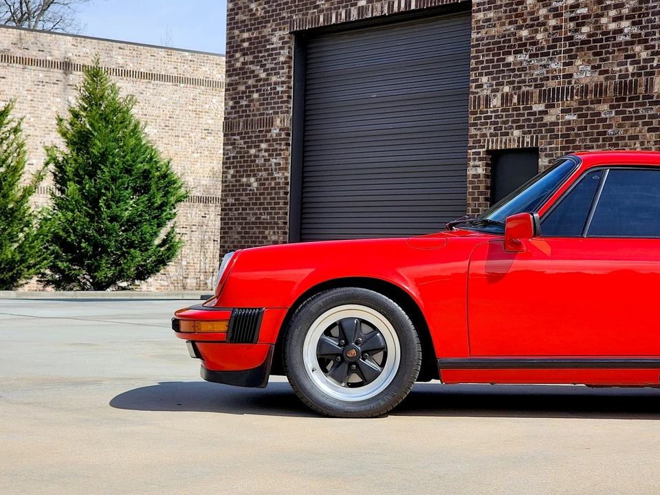1987 Porsche 911 Carrera 3.2 - Image 9 of 21
