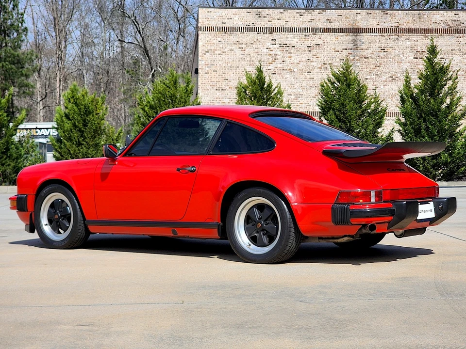 1987 Porsche 911 Carrera 3.2 - Image 13 of 21