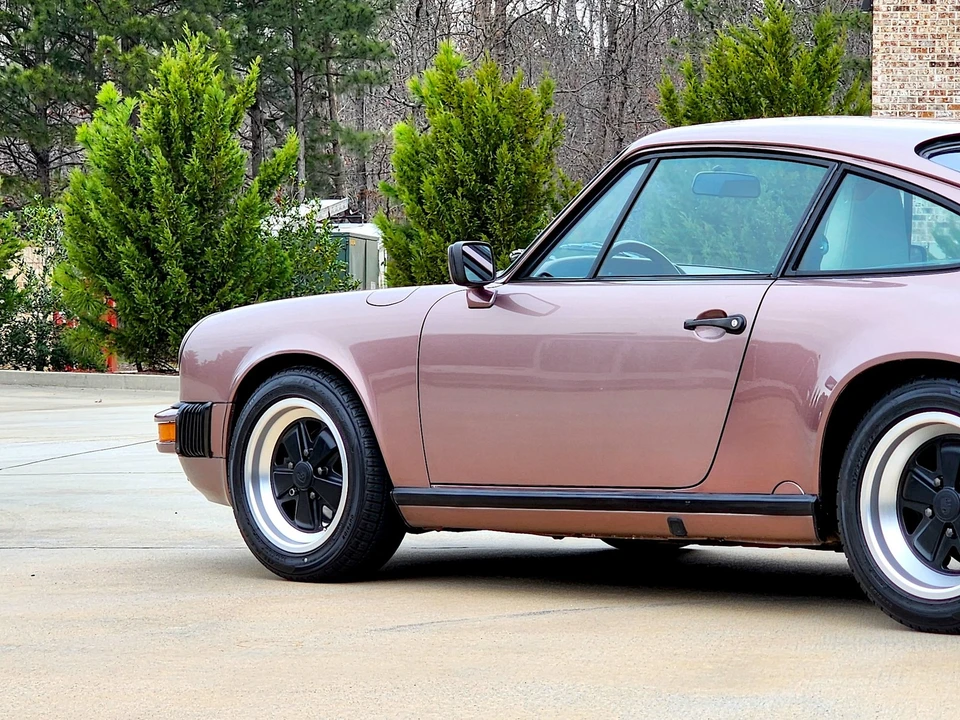 1987 Porsche 911 Carrera 3.2 - Image 12 of 21