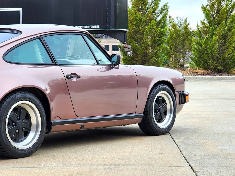 1987 Porsche 911 Carrera 3.2 - Image 17 of 21