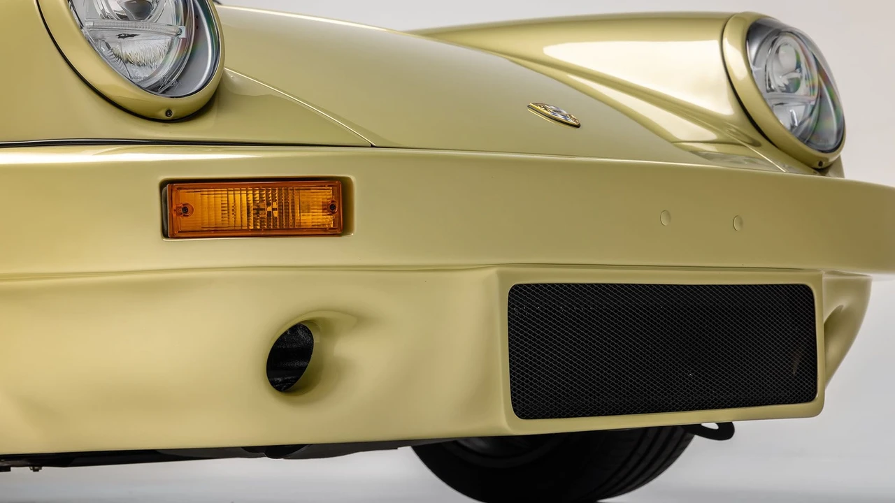 1987 Porsche 911 Carrera 3.2 - Image 27 of 31