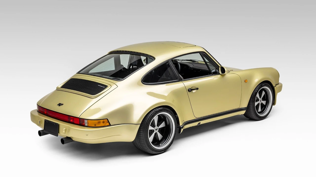 1987 Porsche 911 Carrera 3.2 - Image 17 of 31