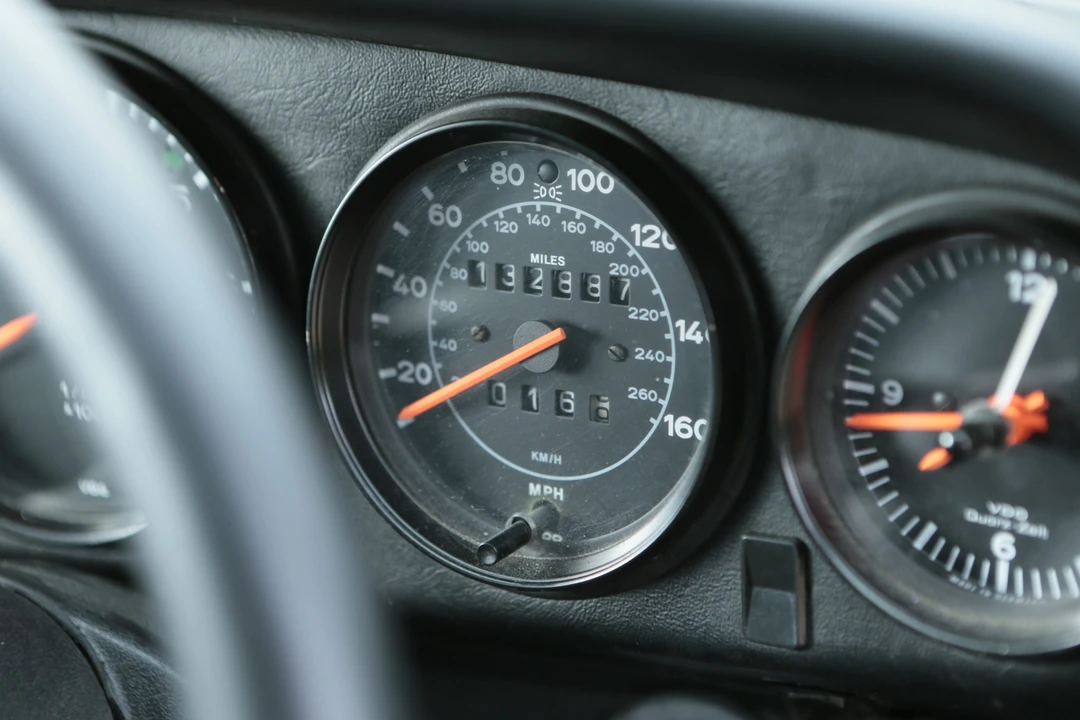 1987 Porsche 911 Carrera 3.2 - Image 6 of 20