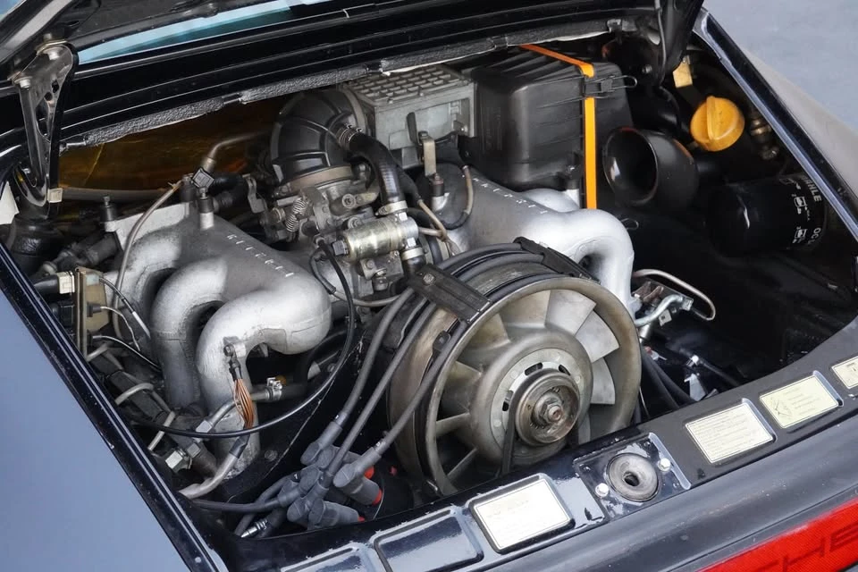 1987 Porsche 911 Carrera 3.2 - Image 15 of 20