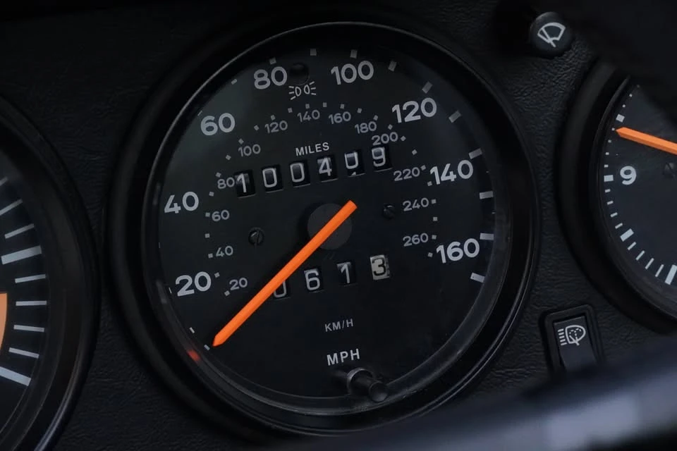 1987 Porsche 911 Carrera 3.2 - Image 13 of 20