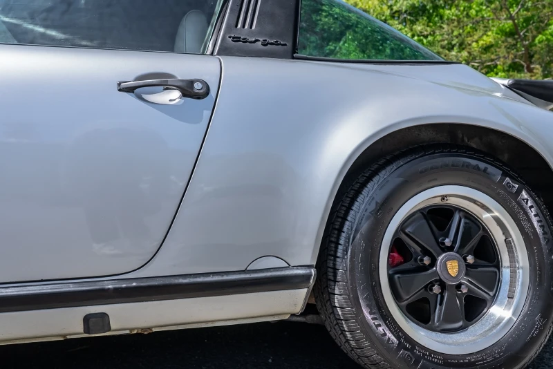 1987 Porsche 911 Carrera 3.2 - Image 24 of 31