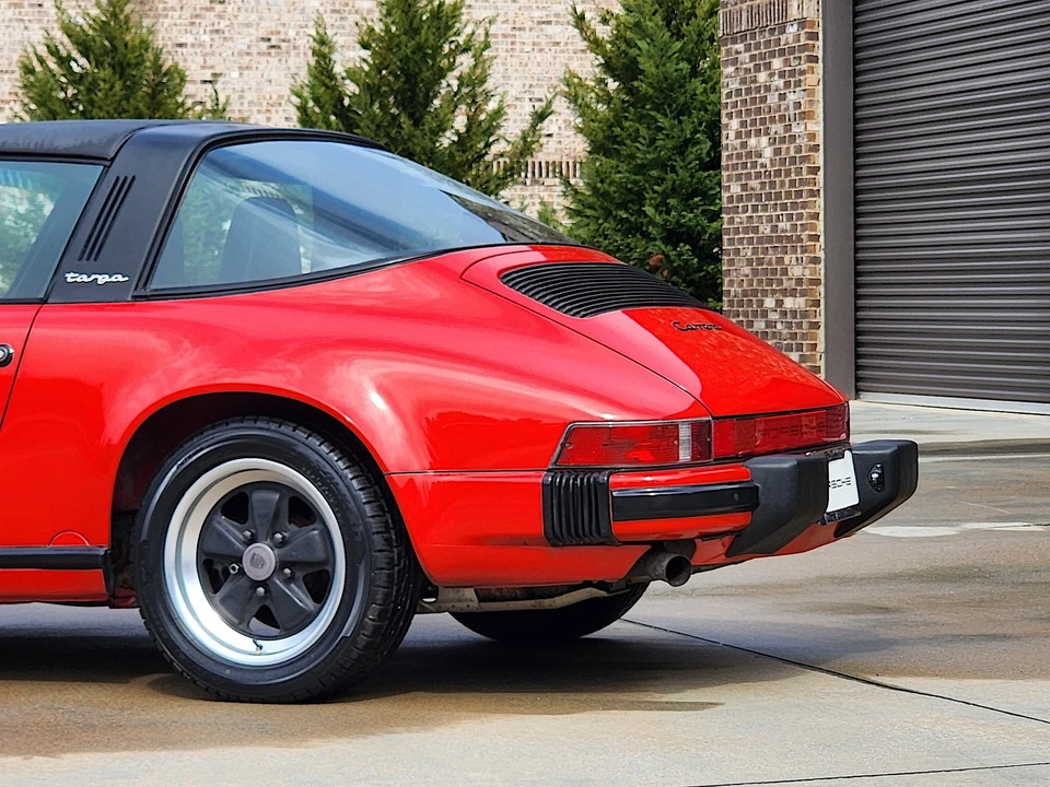 1987 Porsche 911 Carrera 3.2 - Image 11 of 21